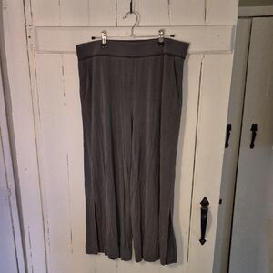 Eileen Fisher Womens MD Gray Wide Leg Capri Yoga Pants